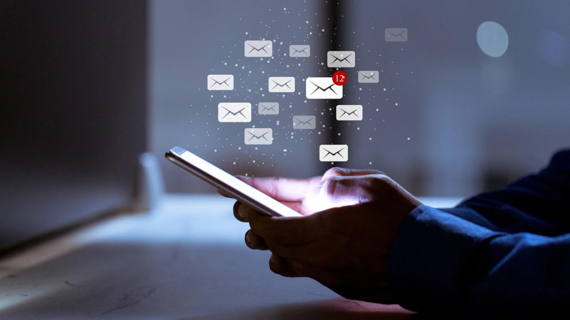 messaggi che volano dal cellulare